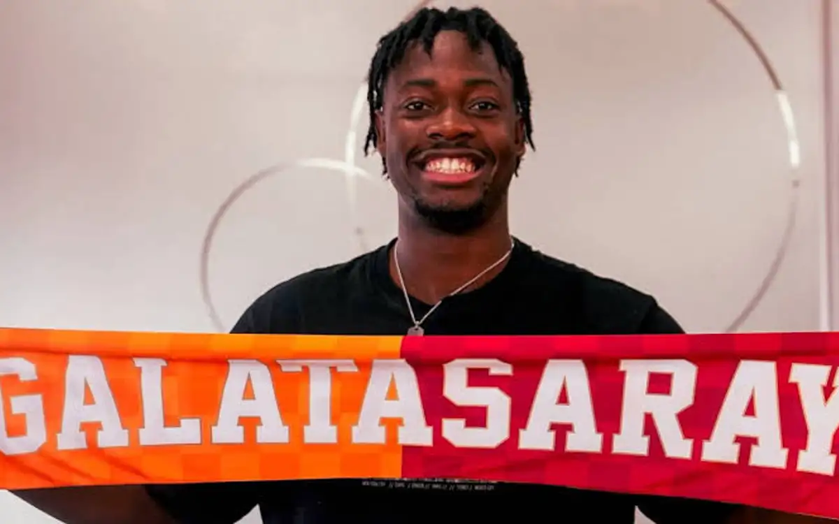 Galatasaray'ın yeni transferi El-Chadaille Bitshiabu, İstanbul'a geldi