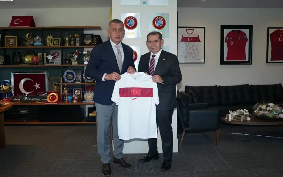 Galatasaray Başkanı Dursun Özbek’ten TFF Başkanı İbrahim Hacıosmanoğlu’na Ziyaret