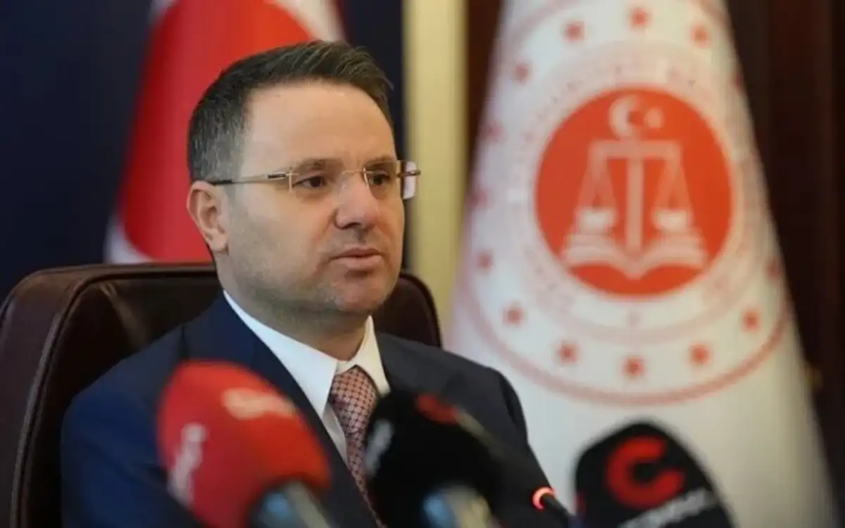 Bakan Gürlek'ten Sosyal Medya Açıklaması