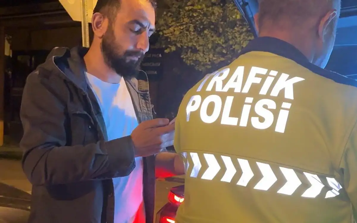 Kayseri'de alkollü sürücü polislere 'abartmayın' tepkisi gösterdi