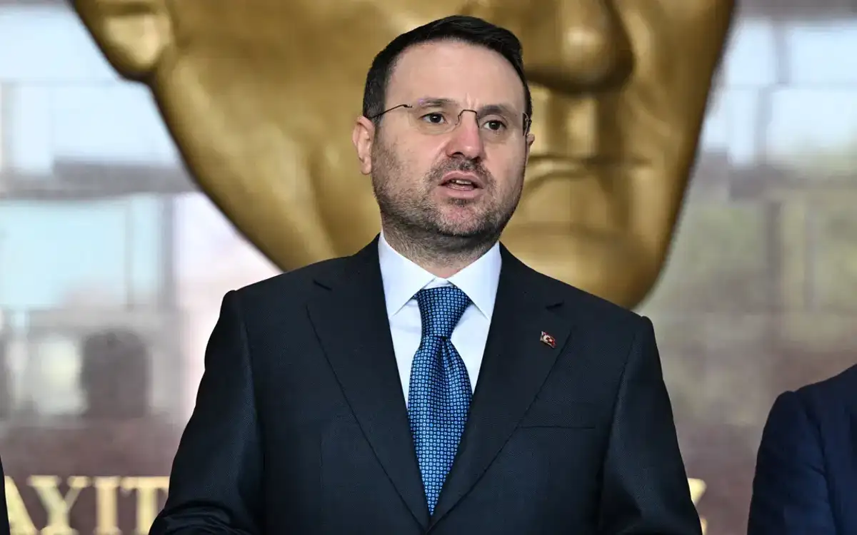 Bakan Gürlek’ten Borsa Açıklaması: "Manipülatif İşlemler Karşılıksız Kalmayacak"