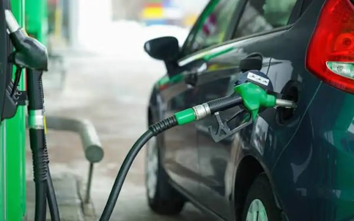 Benzine 3.20 TL Zam