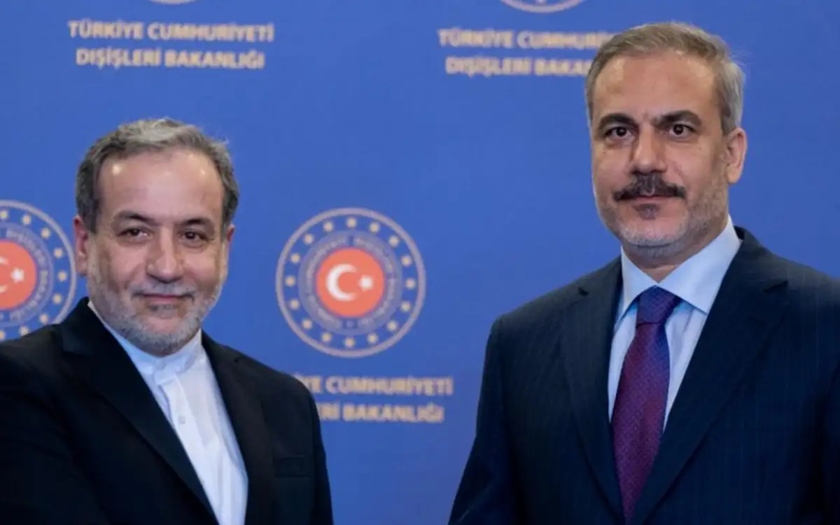Dışişleri Bakanı Hakan Fidan, İranlı mevkidaşıyla görüştü