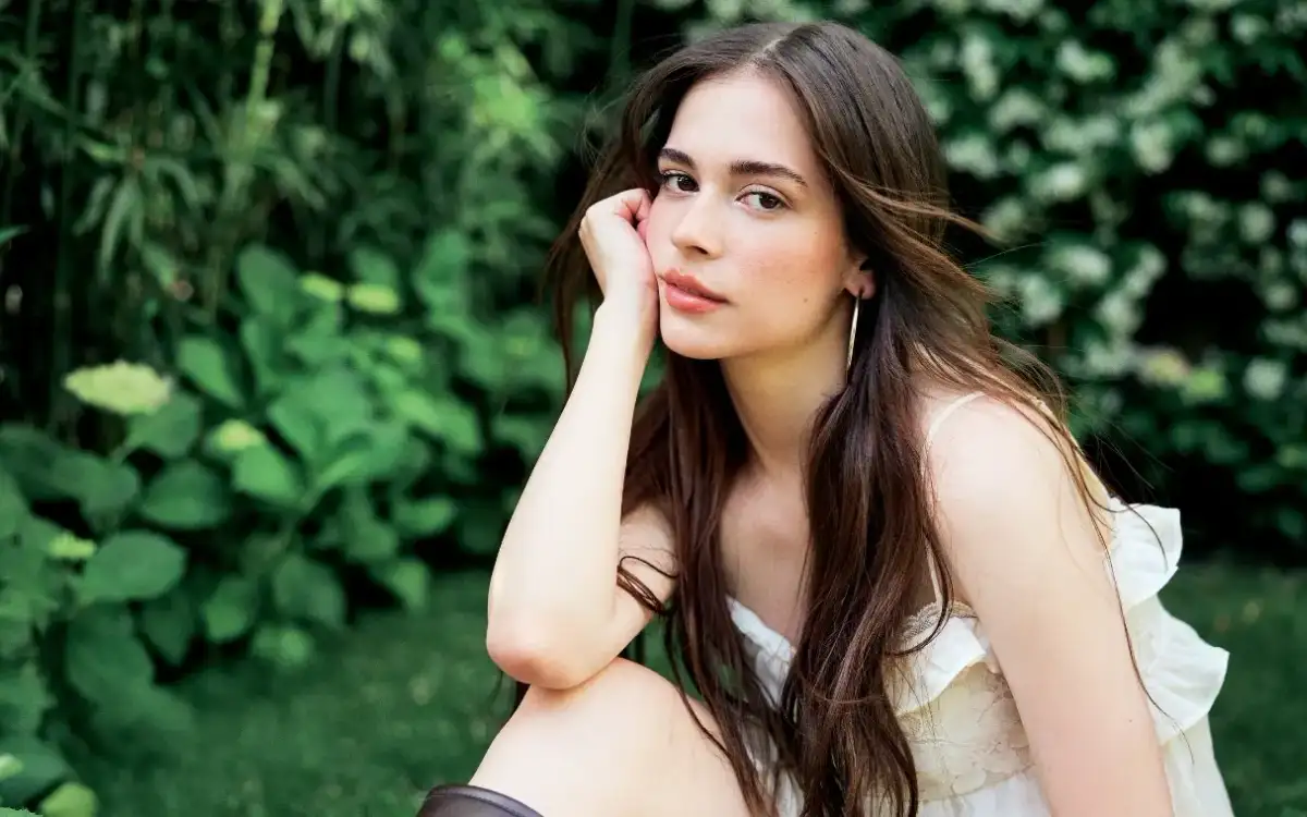 Daha 17'nin Deniz'i Helin Elveren: "Aşkın Bana İyi Geldiğini Düşünmüyorum"
