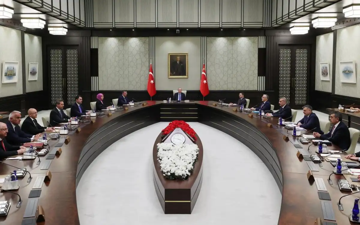 Kabine Toplantısında Gündem Fon Soruşturması ve Terörsüz Türkiye