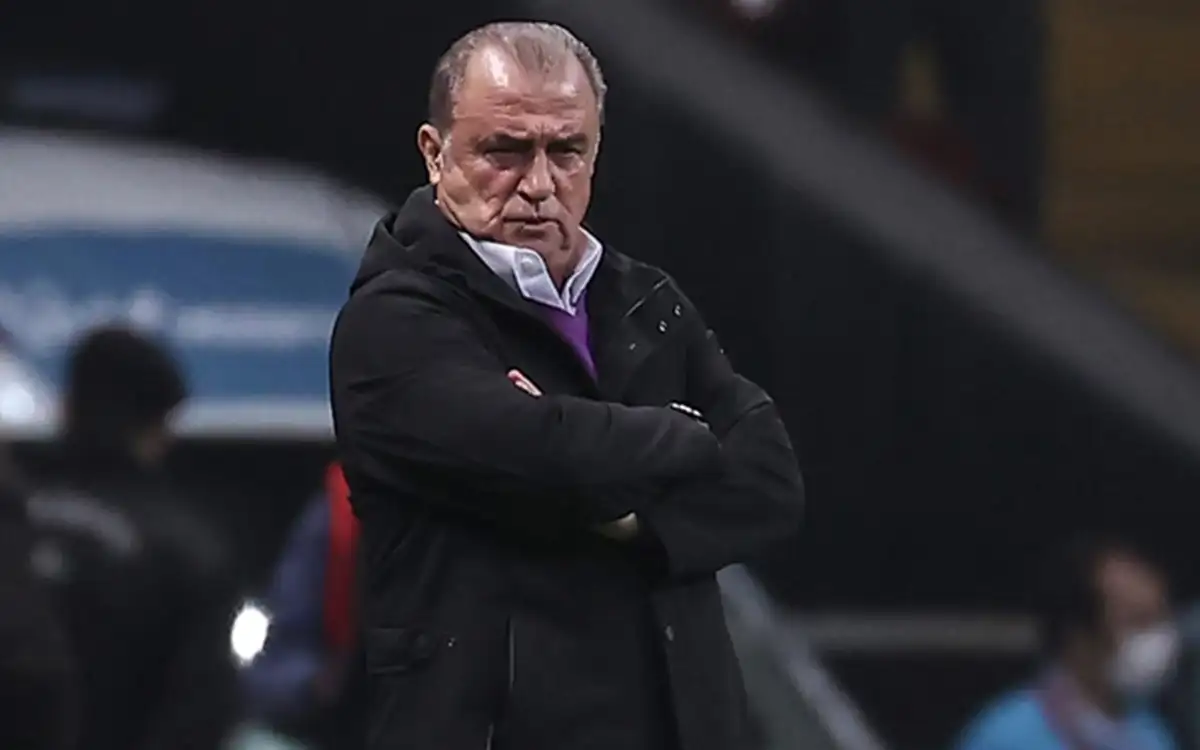 Fatih Terim'den Islık Tepkisi: "Ay Yıldız Taşıyan Kimse Layık Değil'