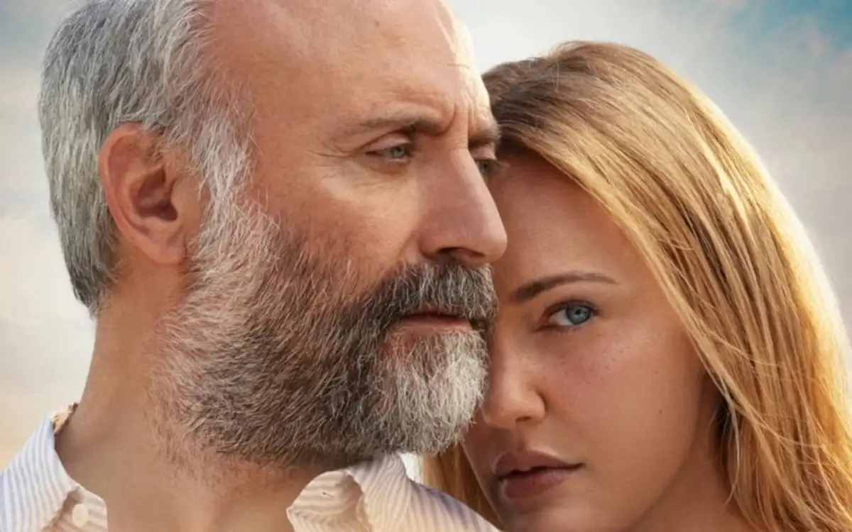 Efsane İkili Halit Ergenç ve Meryem Uzerli 15 Yıl Sonra Yeniden Bir Arada! "İmroz'da Bahar" Filminden İlk Afiş Geldi