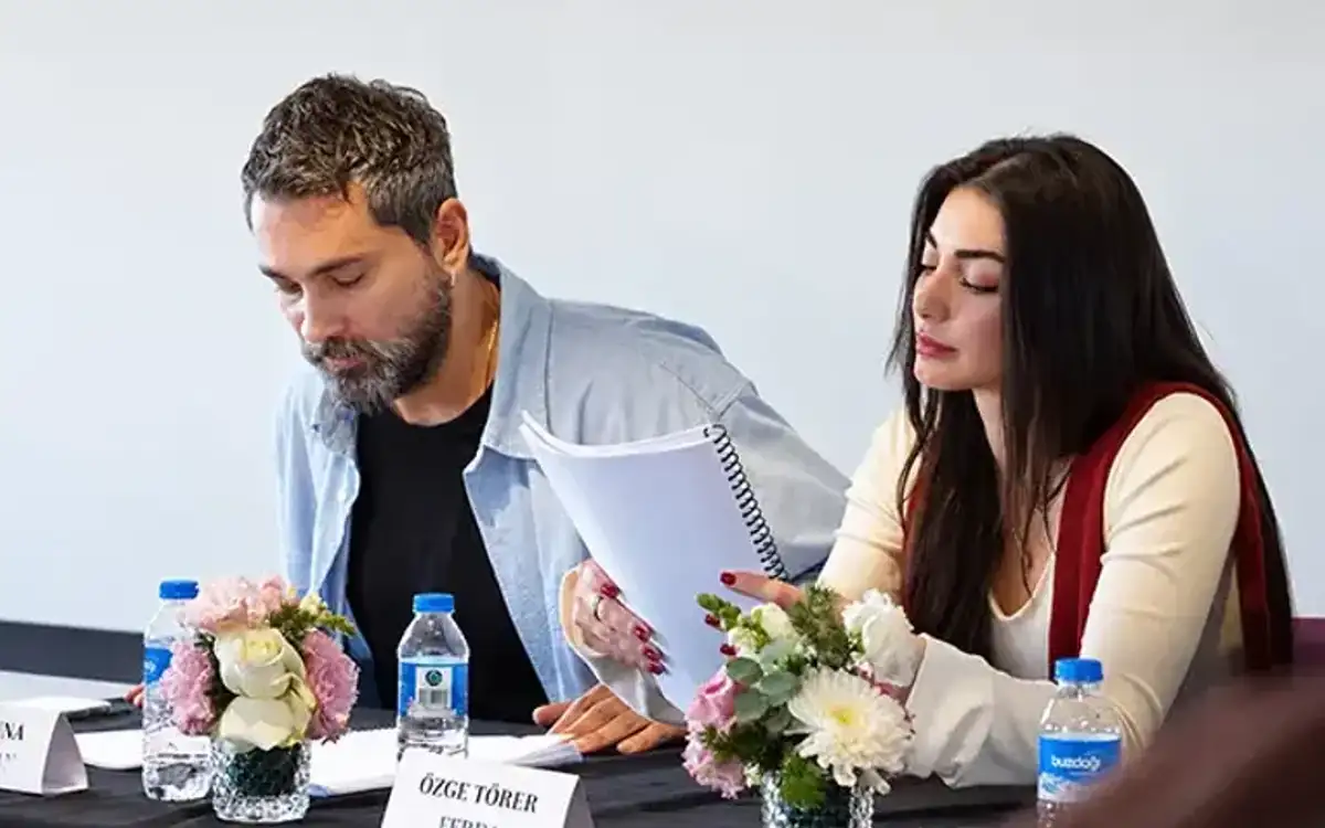 'Karakuyu' Dizisi Ekibi Okuma Provasında Bir Araya Geldi