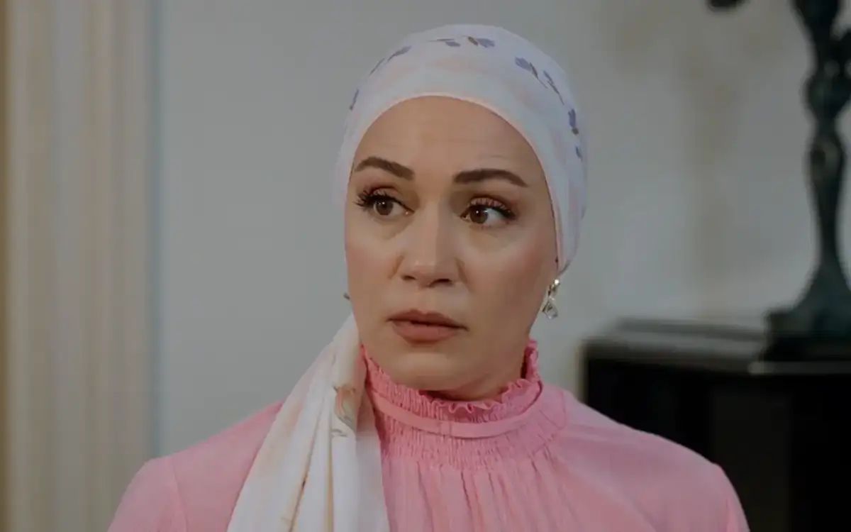 Özge Borak'tan 'Salkım' Yorumu: "Arkadaşım Olmazdı"