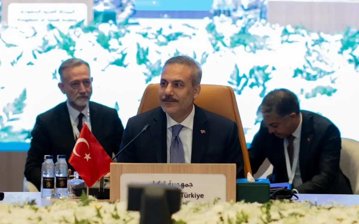 Fidan ve Güler, Mekke Savunma Anlaşması Komite Toplantısı'na Katıldı