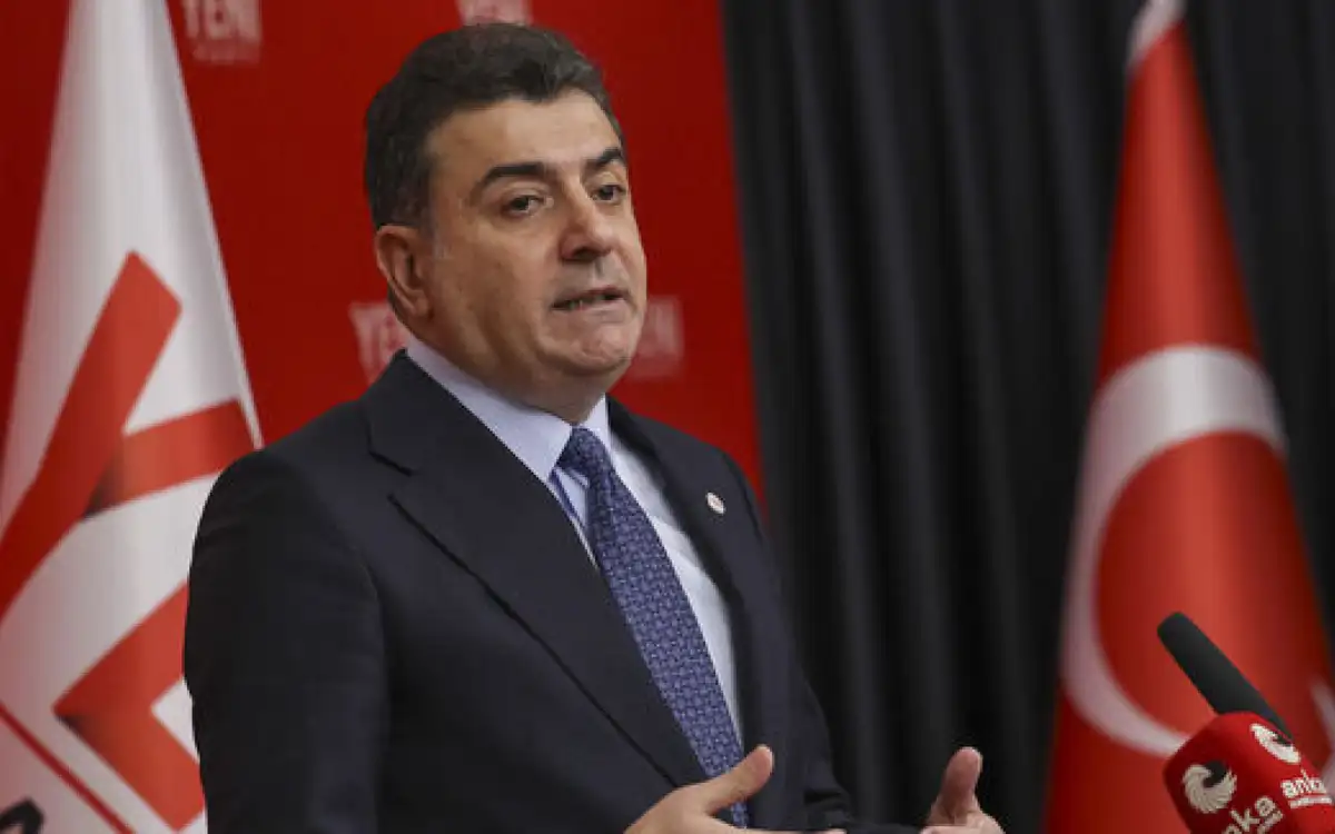 YENİ Parti Sözcüsü Emre: "İttifak için Planlı Bir Görüşme Yok"