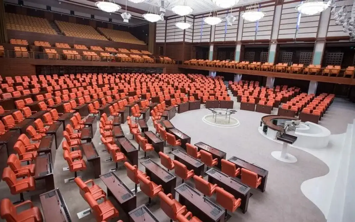 AK Parti, SPK Düzenlemesi için Kanun Teklifi Hazırlıyor