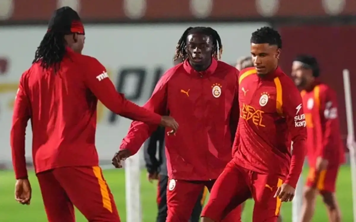 Galatasaray, Kasımpaşa maçının hazırlıklarını antrenmanla tamamladı