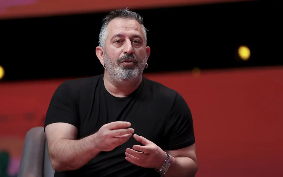 Cem Yılmaz'a Ne Oldu, Sağlık Durumu Nasıl?