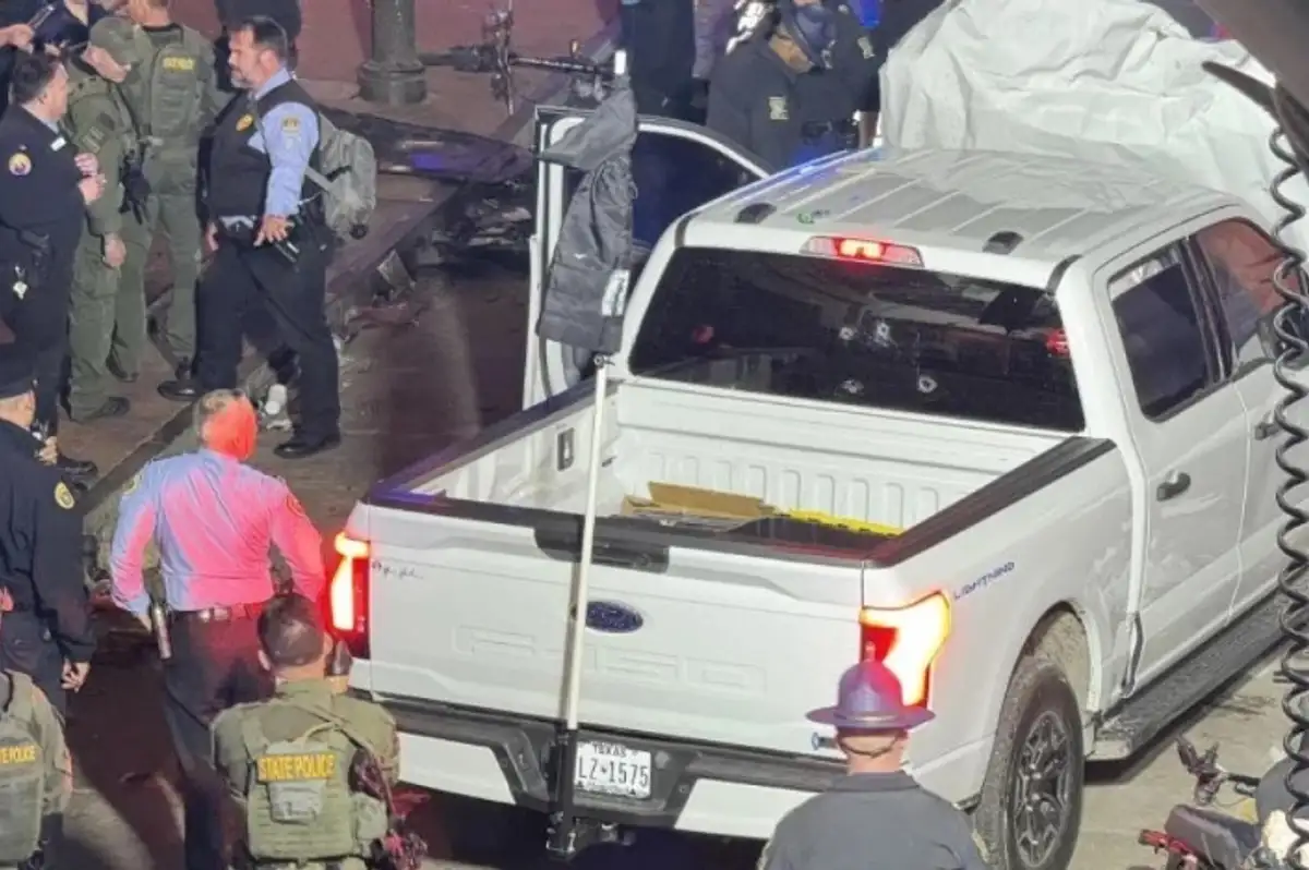 ABD'de Yılın İlk Günü Sansasyonel Kaza: Terör Şüphesiyle Soruşturmayı FBI Devraldı