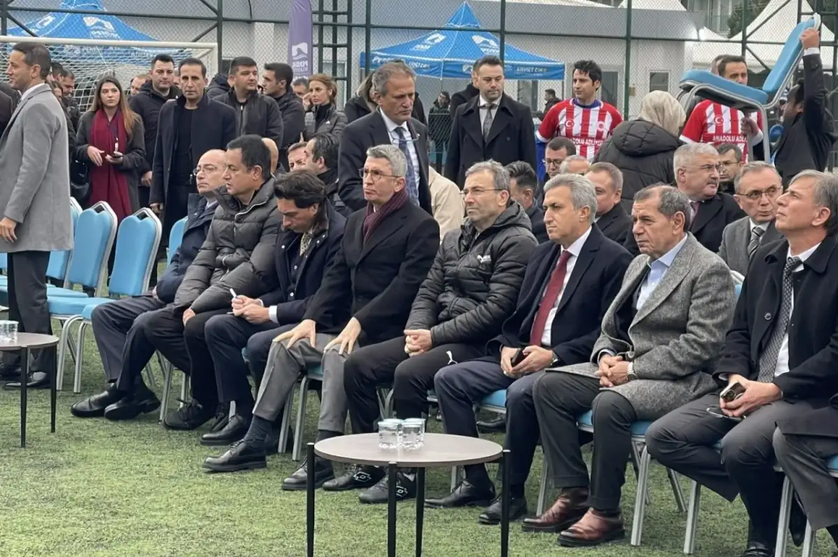 Acun Ilıcalı ve Dursun Özbek bir araya geldi: Köşe kapmaca oynadılar