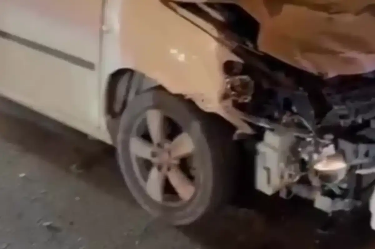 Adana’da Trafik Kazası: Elektrikli Bisiklet ve Araç Çarpıştı, 1 Ölü, 2 Yaralı