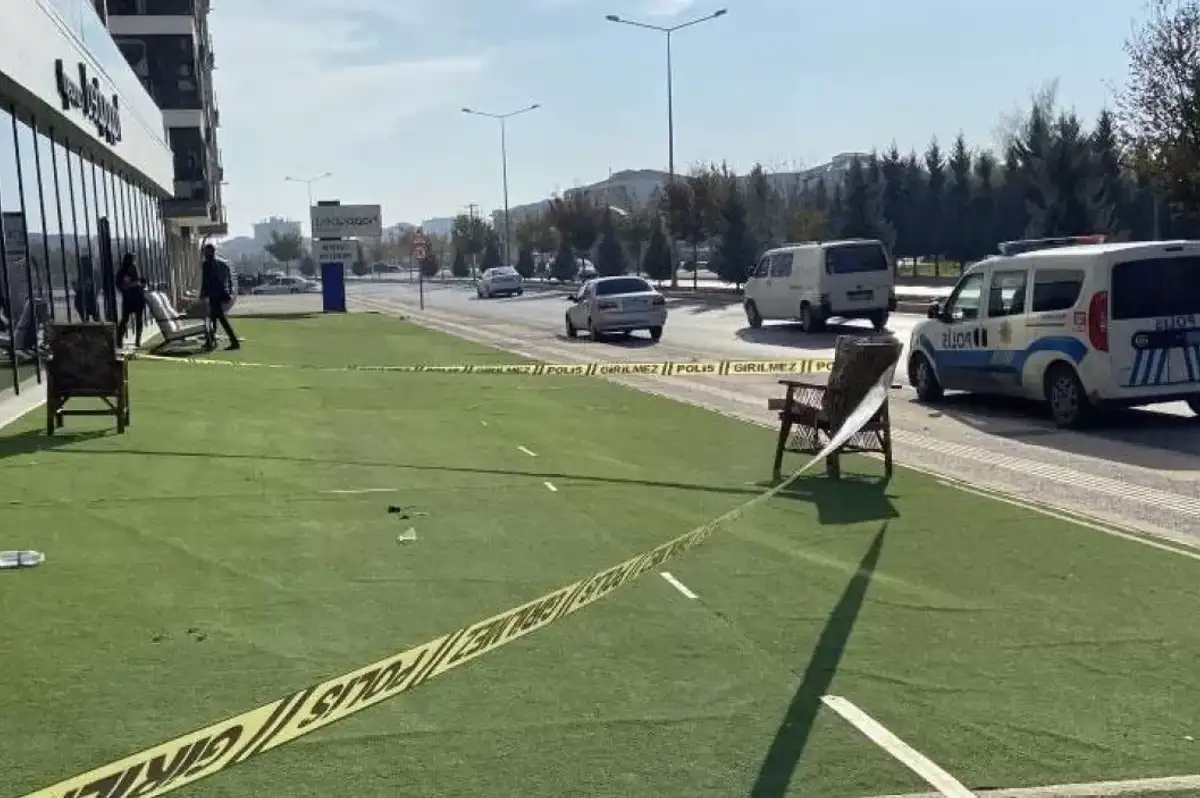 Aksaray’da 16 Yaşındaki Genç Kız 4. Kattan Düşerek Ağır Yaralandı