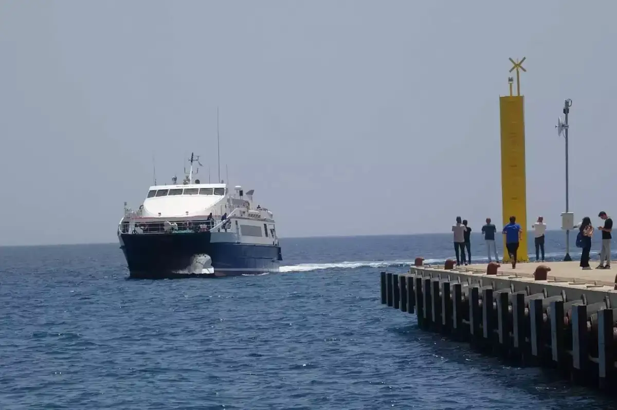 Anamur Feribotu Kıbrıs'a Yolcu Taşımaya Başladı