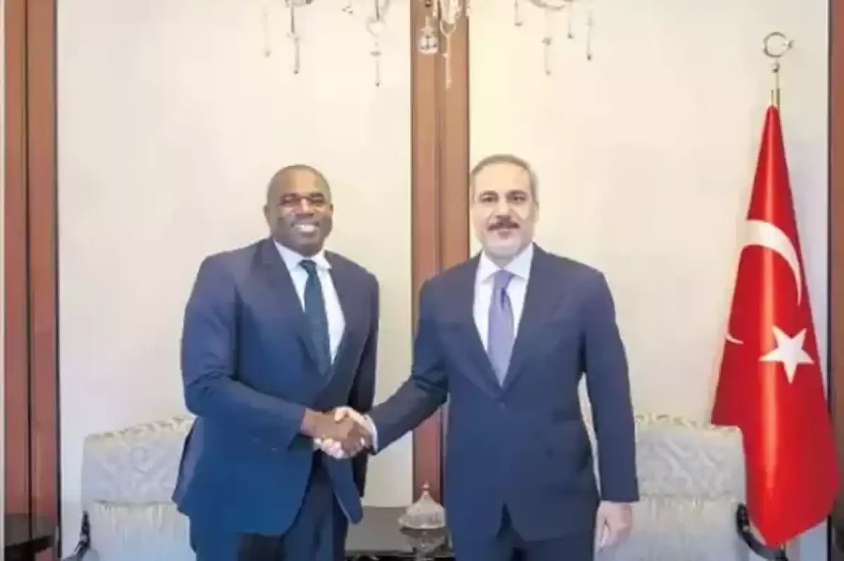 Bakan Fidan Birleşik Krallık Mevkiidaşı Lammy İle Görüştü
