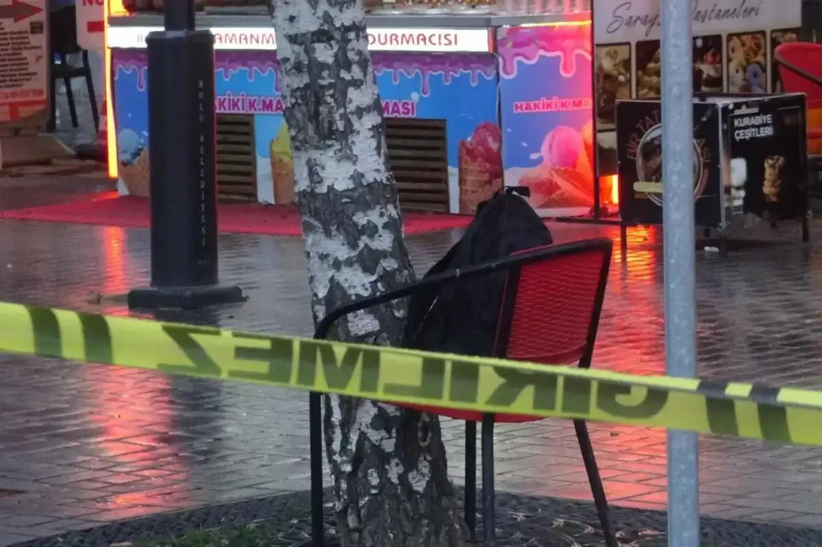 Bolu’da Bomba Paniği: Sandalyede Unutulan Çanta Krize Neden Oldu