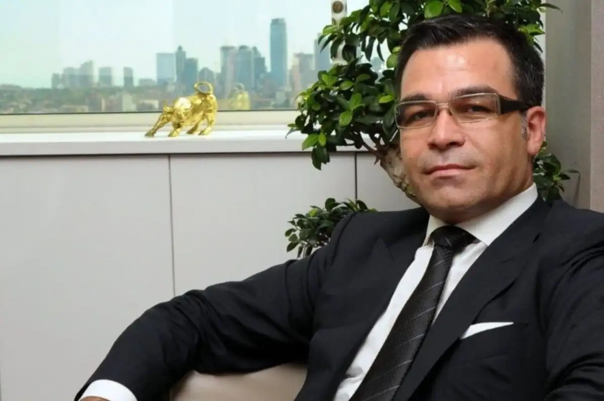 Borsacı Nihat Özçelik Tutuklandı: Nihat Özçelik Kimdir, Neden Tutuklandı?