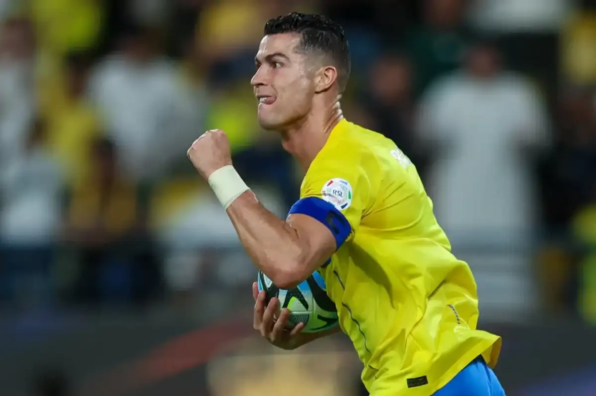 Cristiano Ronaldo Arabistan'da Mı Kalacak? Yıldız Futbolcuya Flaş Teklif!