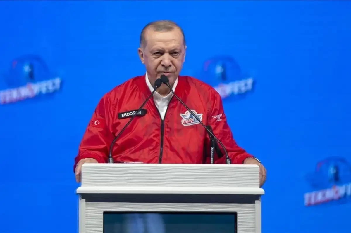Cumhurbaşkanı Erdoğan'dan Teknofest'e Övgü: Gençlere İlham Veriyor