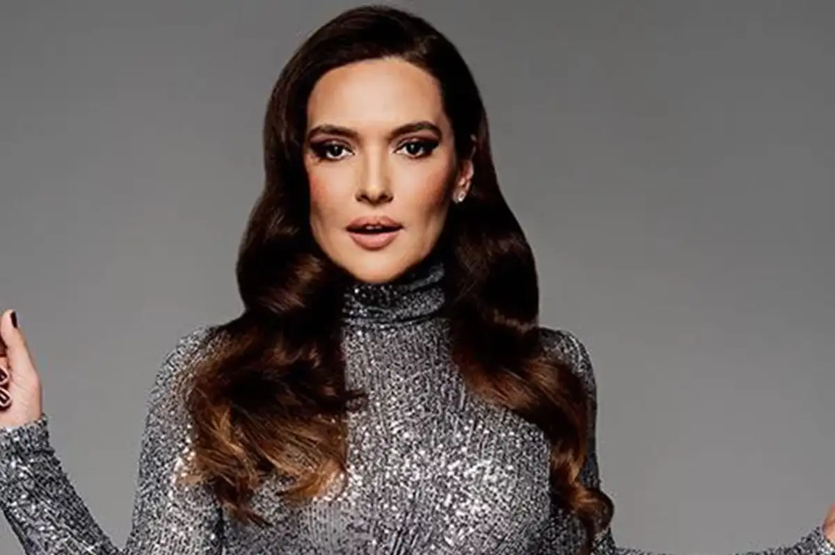 Demet Akalın Zehirlendiğini Duyurdu: Moraran Kolu ile Takipçilerini Korkuttu!