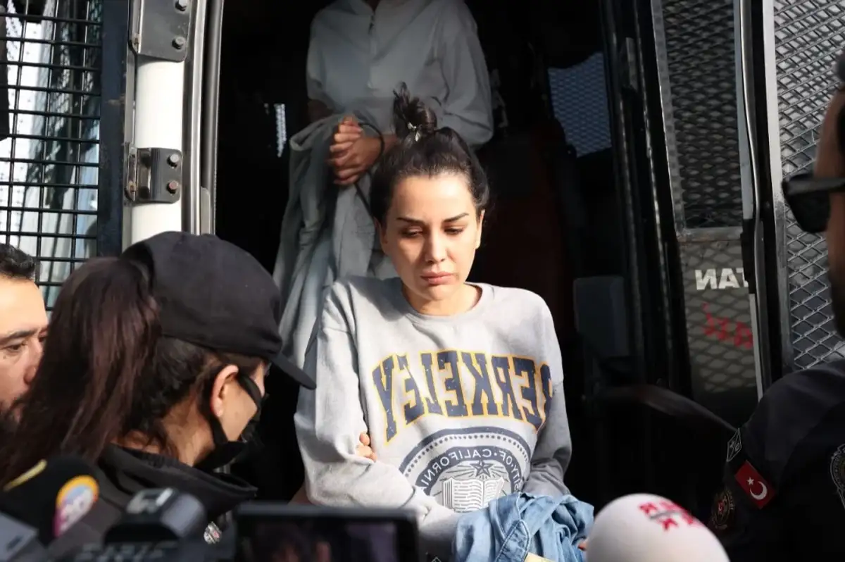 Dilan Polat Gözaltında Felç Geçirdiğini İddia Etti: 'Çok Zordu, 3 Kez Bayıldım'