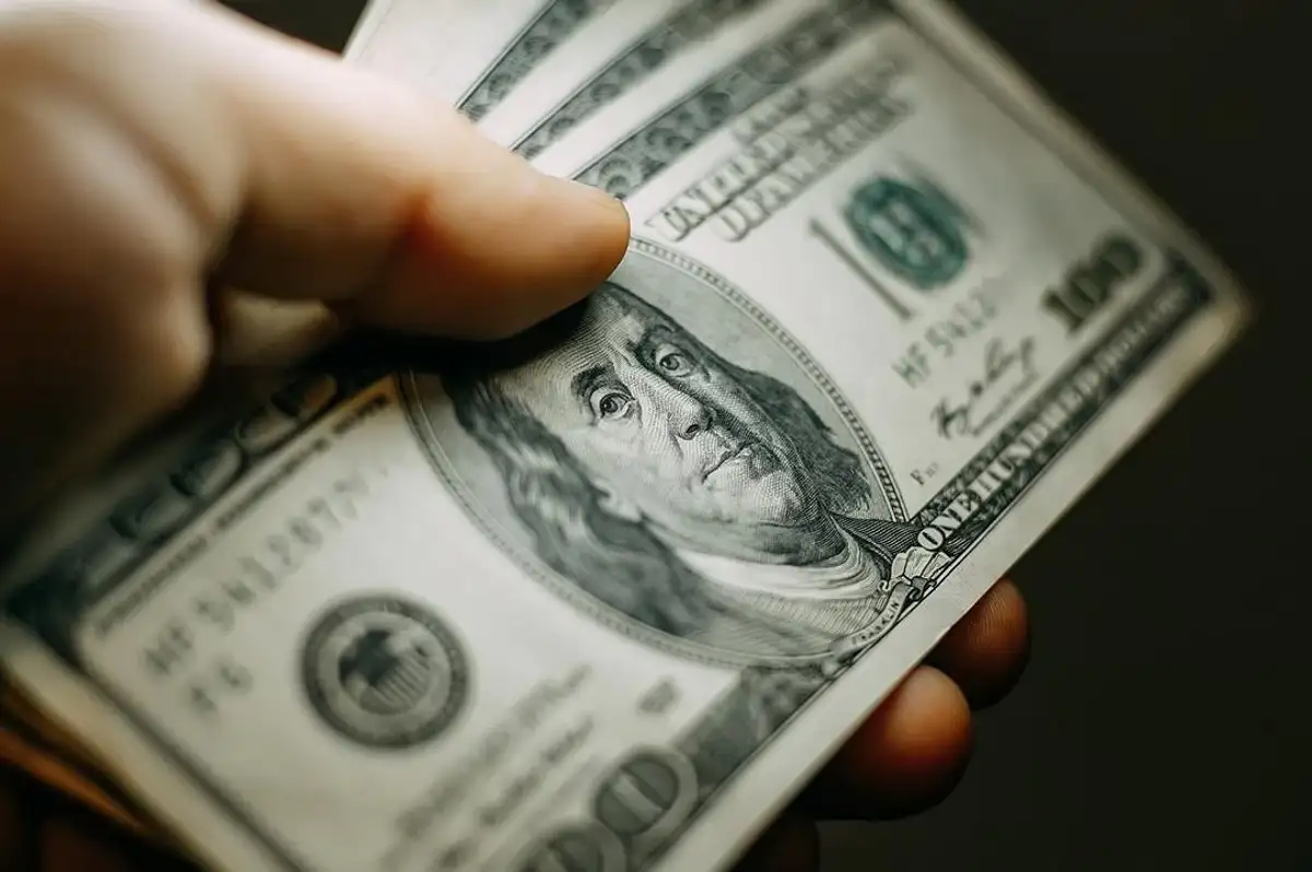 Dolar 40 TL'yi Geçecek! Dünyaca Ünlü Bankadan 2025 Yılı Dolar/TL Tahmini