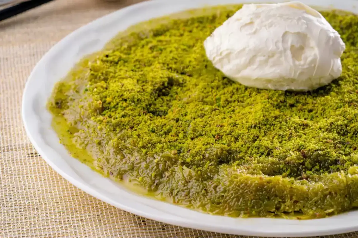 Dubai Çikolatası mı, Cennet Çamuru mu? Esinlenme mi Yoksa Çalıntı mı? Kilisli Ustalar Tepkili!
