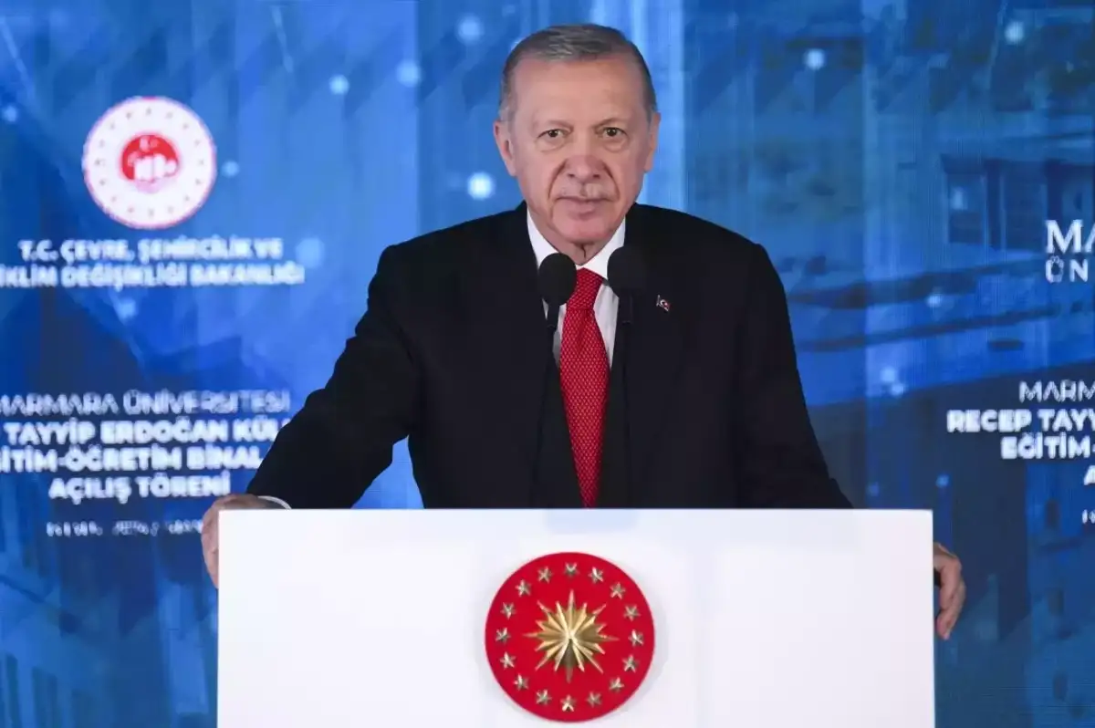 Erdoğan, Yabancı Öğrencilerin Ekonomiye Katkısına Övgüde Bulundu