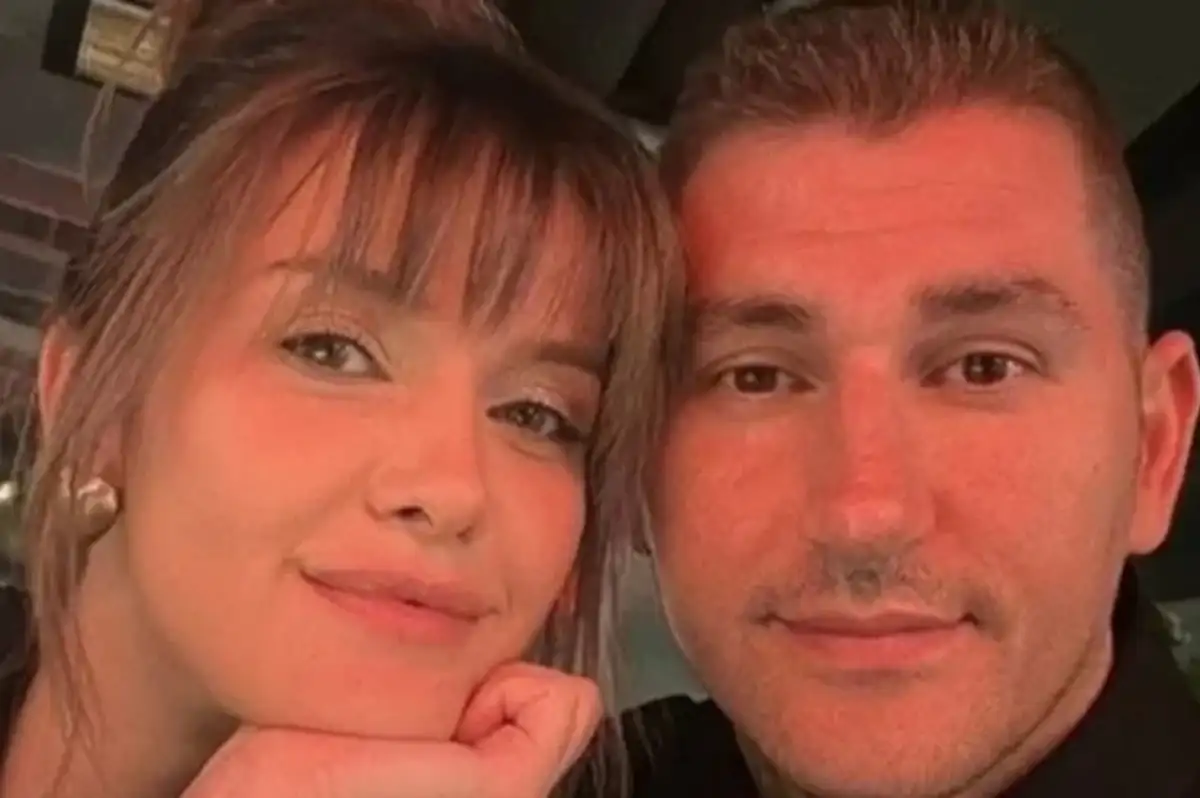 Eski Sevgilisiyle Tekrar Bir Araya Gelen Ünlü Oyuncudan Dikkat Çeken Poz