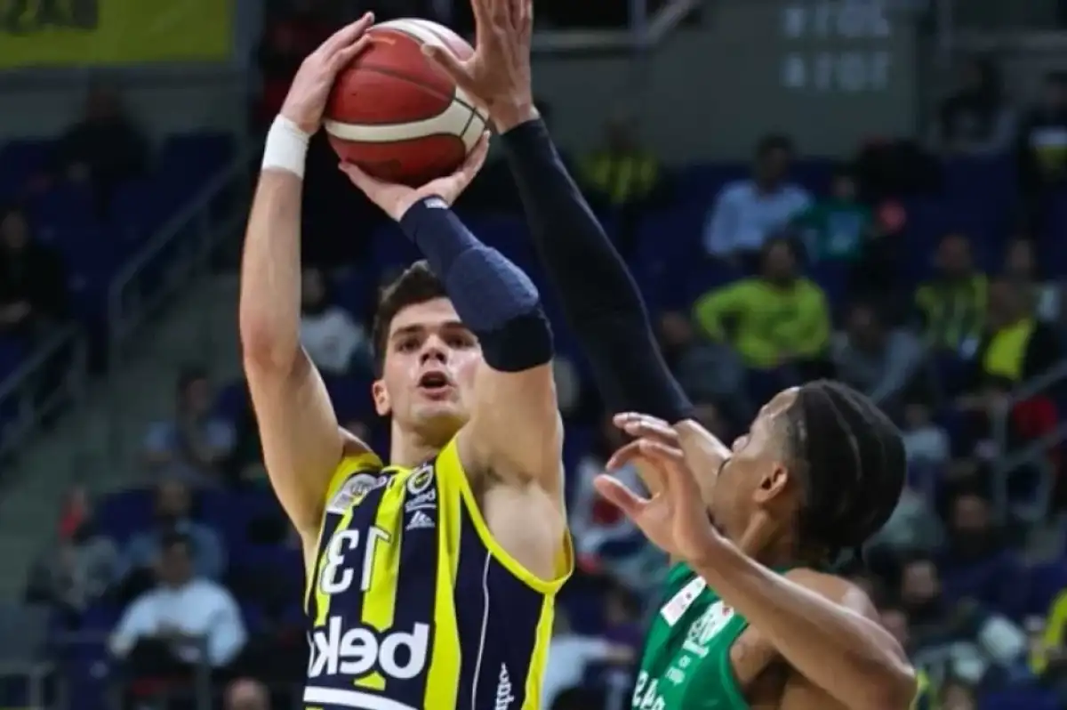 Fenerbahçe Beko, Bursaspor'u Hazırlık Maçında Farklı Mağlup Etti! Maç Sonucu ve Detaylar