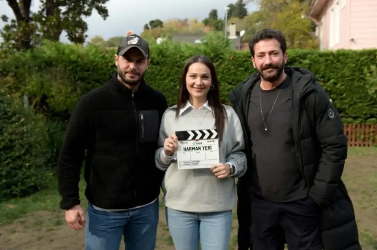 Gülsim Ali İlhan ve Berk Oktay’lı ‘Harman Yeri’ Dizisinin Okuma Provası Yapıldı
