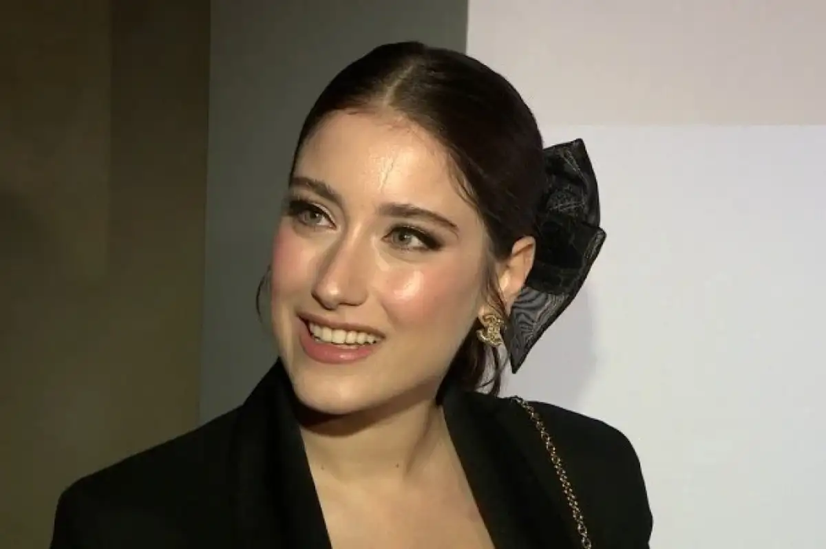 Hazal Kaya'nın Başı Tacizcisiyle Dertte! İstanbul Sözleşmesi'ni Hatırlattı