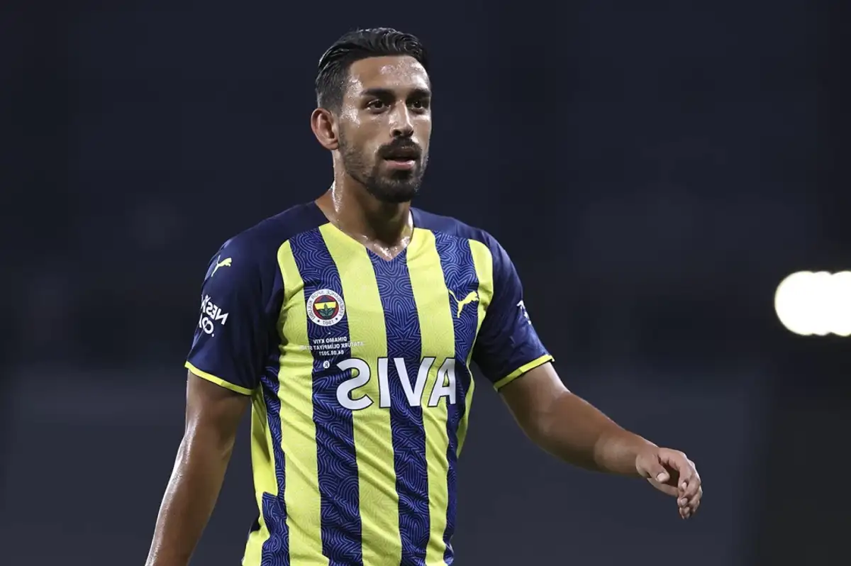 İrfan Can Kahveci Fenerbahçe Defterini Kapatıyor mu? Sürpriz Anlaşma ve Ayrılık İddiaları!