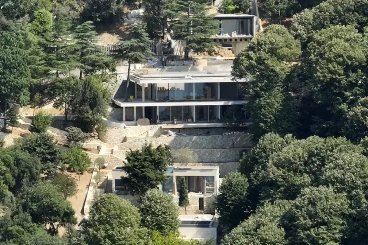 İstanbul Boğazı'nda izinsiz villa yapımı tepkilere yol açtı