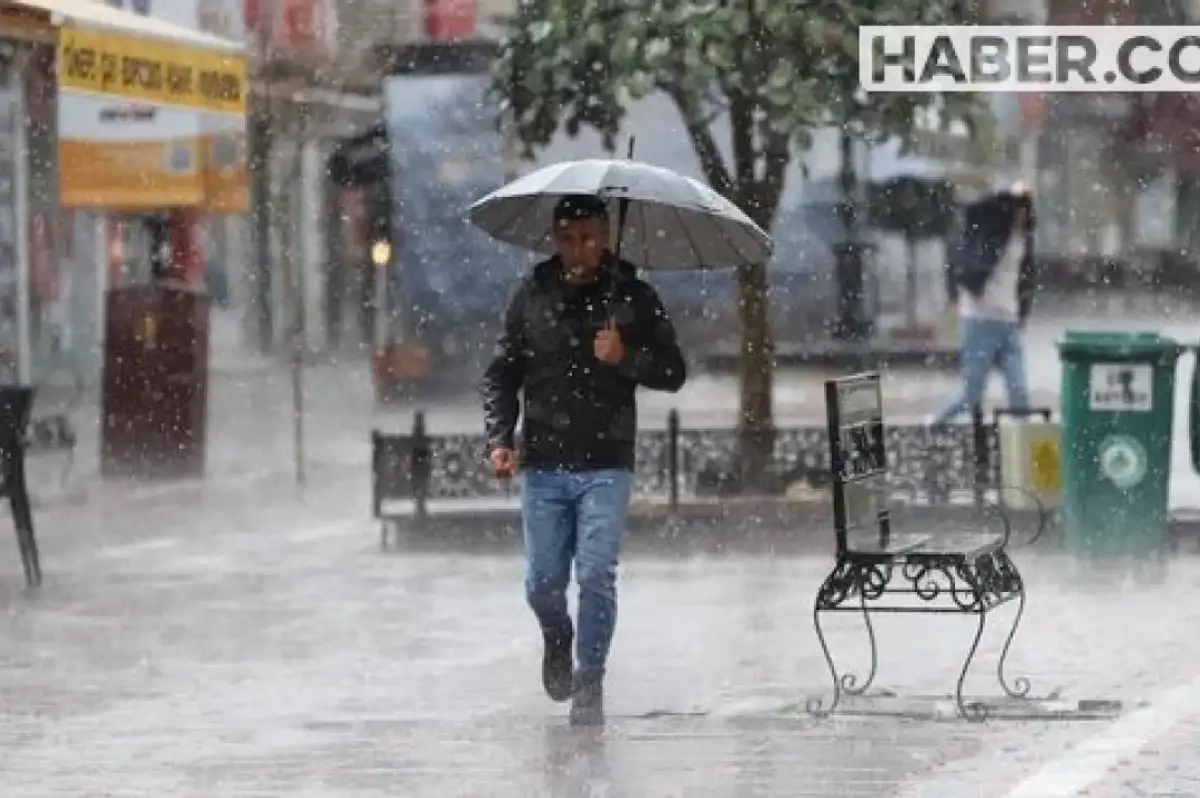 İstanbul'a Sağanak Yağış Uyarısı: Balkanlardan Gelecek Hava Buz Kesecek!