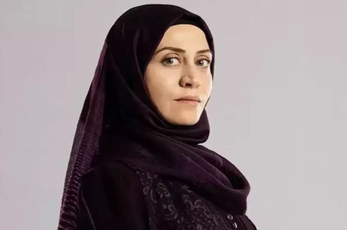Kızıl Goncalar Hasna Kimdir? Selen Öztürk'ün Hayat Verdiği Kızıl Goncalar Hasna Hakkında Kapsamlı Bilgiler