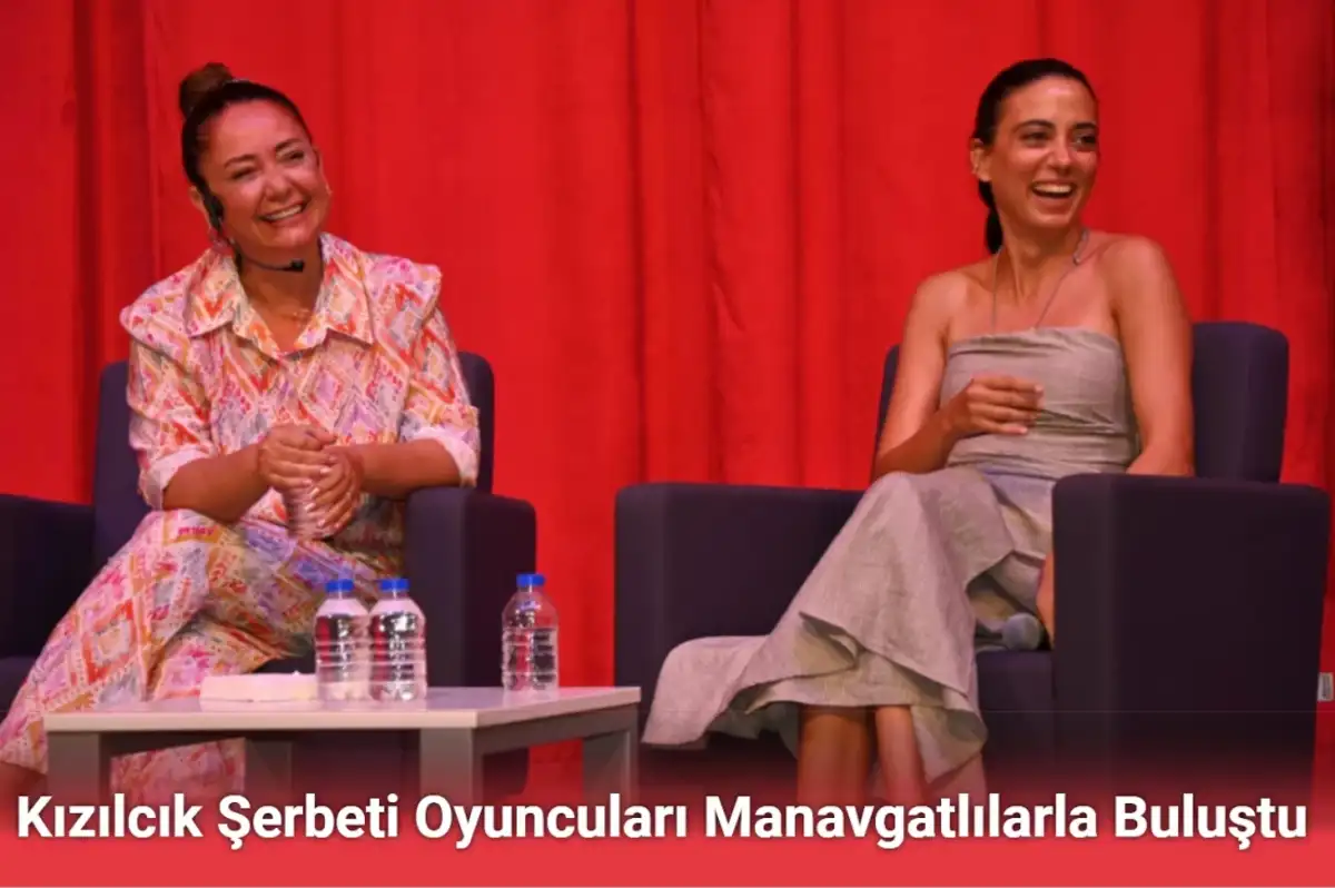 Kızılcık Şerbeti'nin Pembe'si ve Nursema'sı Manavgatlılarla Buluştu