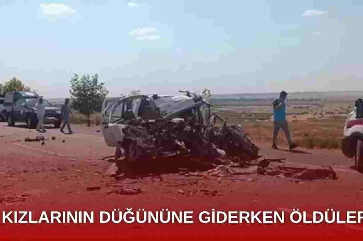 Kızlarının Düğününe Giderken Kaza Yaptılar ! 4 Ölü!