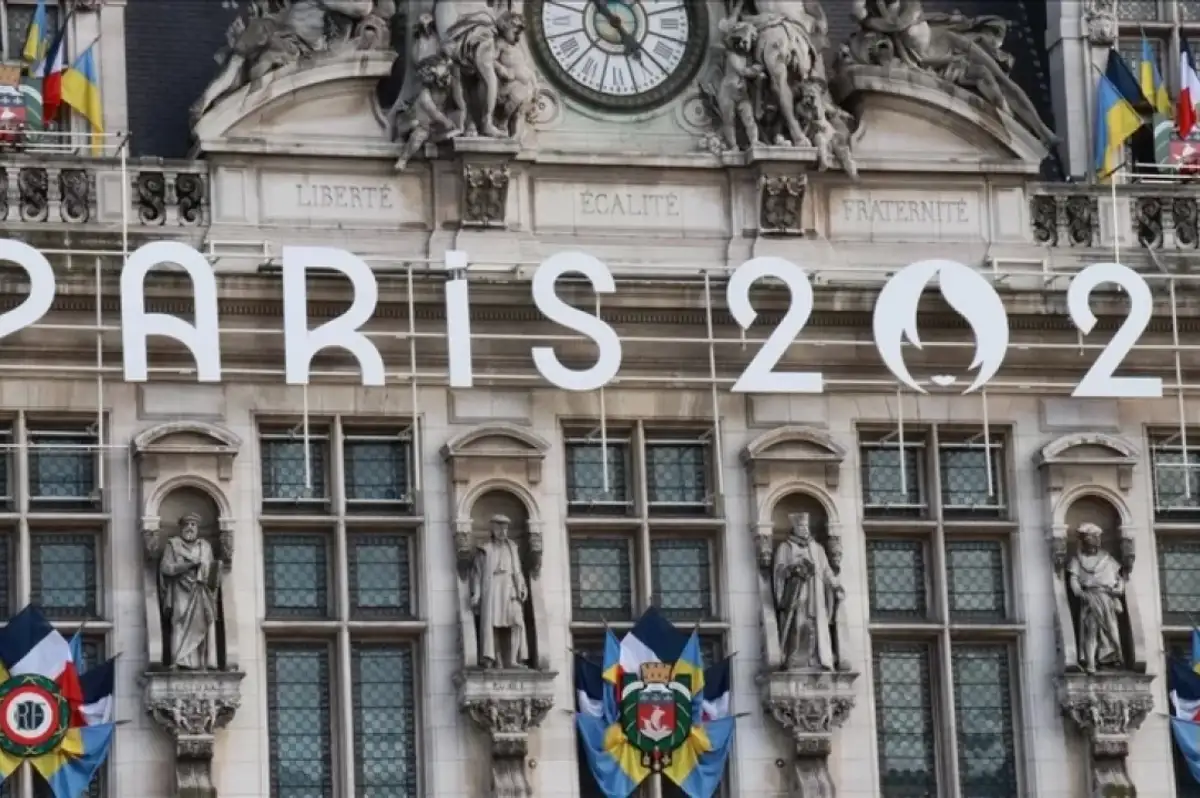 Macron: "Paris Olimpiyat Oyunlarına Ev Sahipliği Yapmaya Hazır"