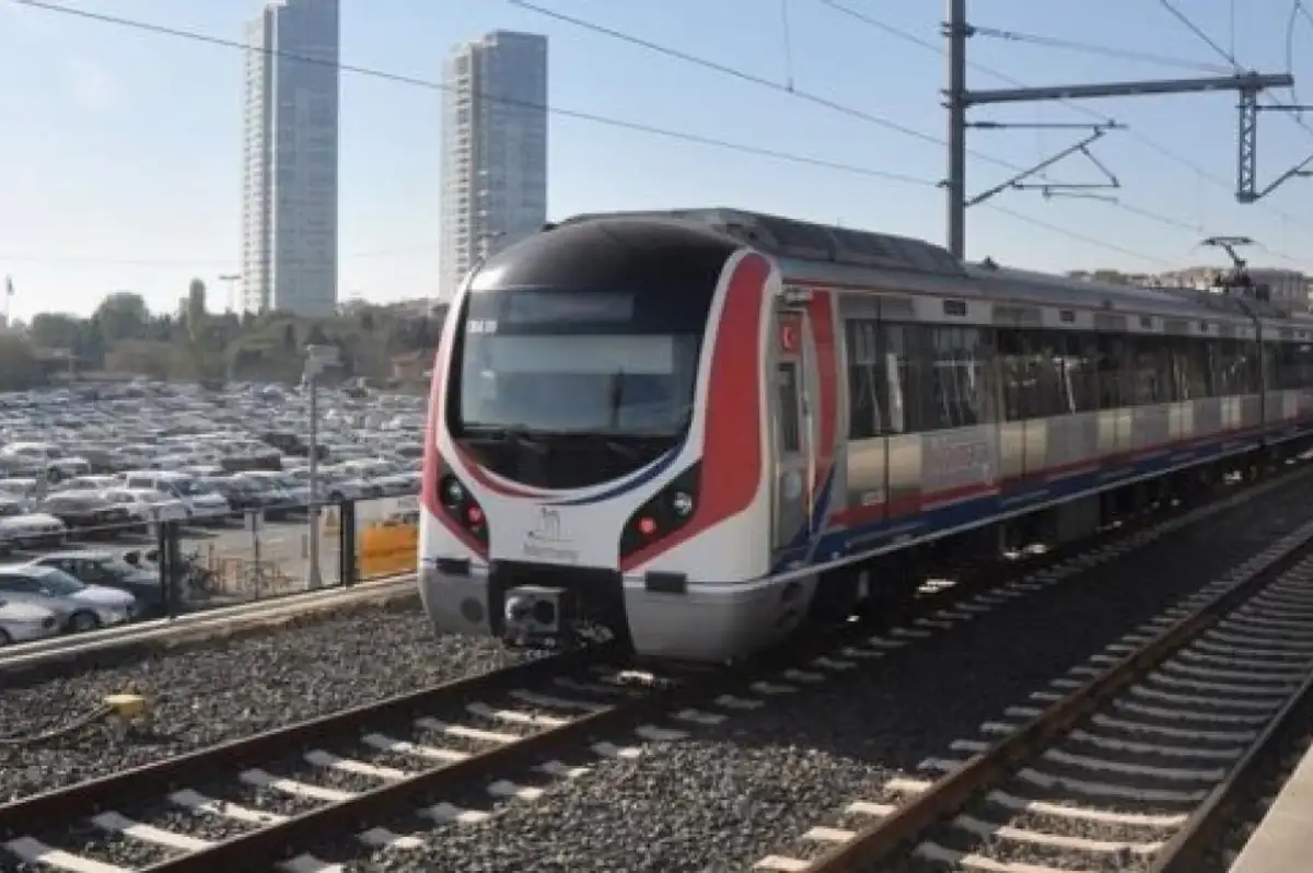 Marmaray'da Bir İntihar Daha! Ayrılık Çeşmesi Durağında Kendini Raylara Attı