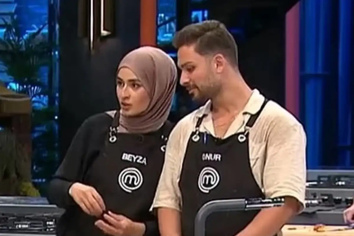 MasterChef’te Aşk Başka: Onur ile Beyza Arasında Neler Oluyor? ‘Nazar Değmesin’ Paylaşımı Kafaları Karıştırdı