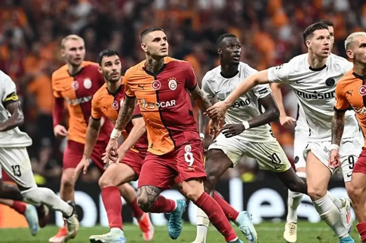 Mauro Icardi'den Sitemkâr Paylaşım: İyi Zamanlarda Herkes Bizimle Ama...