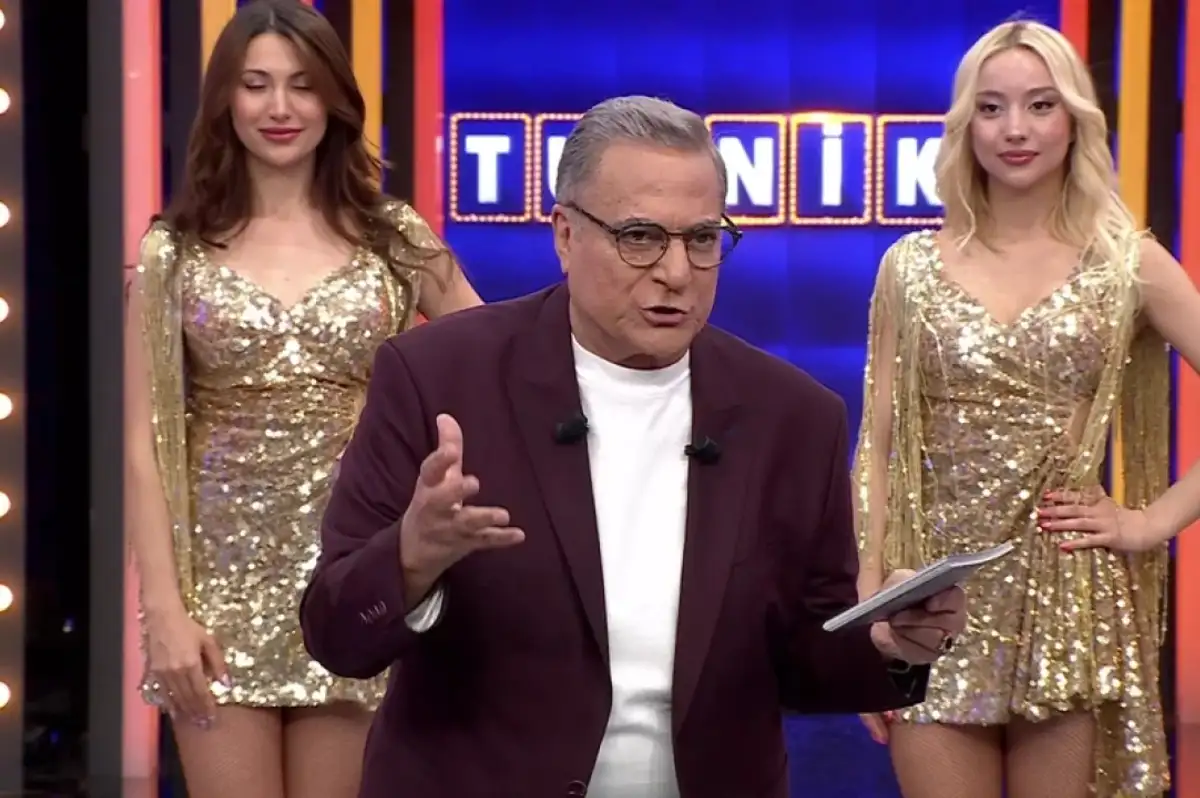 Mehmet Ali Erbil'in Sunduğu Turnike Programı Yayından Kaldırıldı