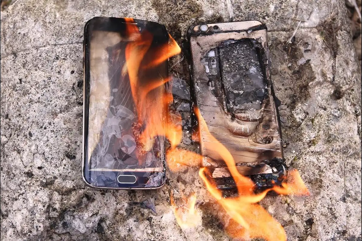 Motosikletlinin Feci Sonu: Cebindeki Telefon Patlayınca Hayatını Kaybetti!