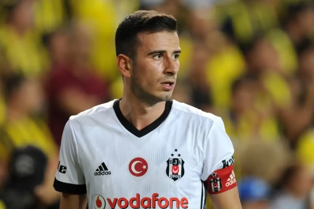 Oğuzhan Özyakup Futbolu Bırakma Kararını Resmen Duyurdu!